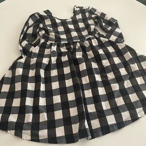 Hanna Andersson Charcoal & Gray Checkered Long Sleeve Dress with pockets- 6-7